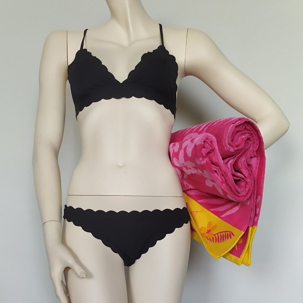 2 Piece Black Bikini
